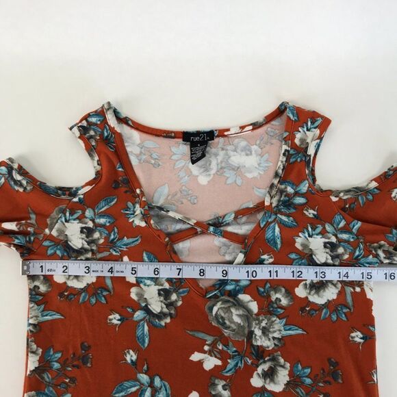 Rue21 Floral Cold Shoulder Top Size Small Orange Criss-Cross Stretch Knit Casual - Picture 6 of 9